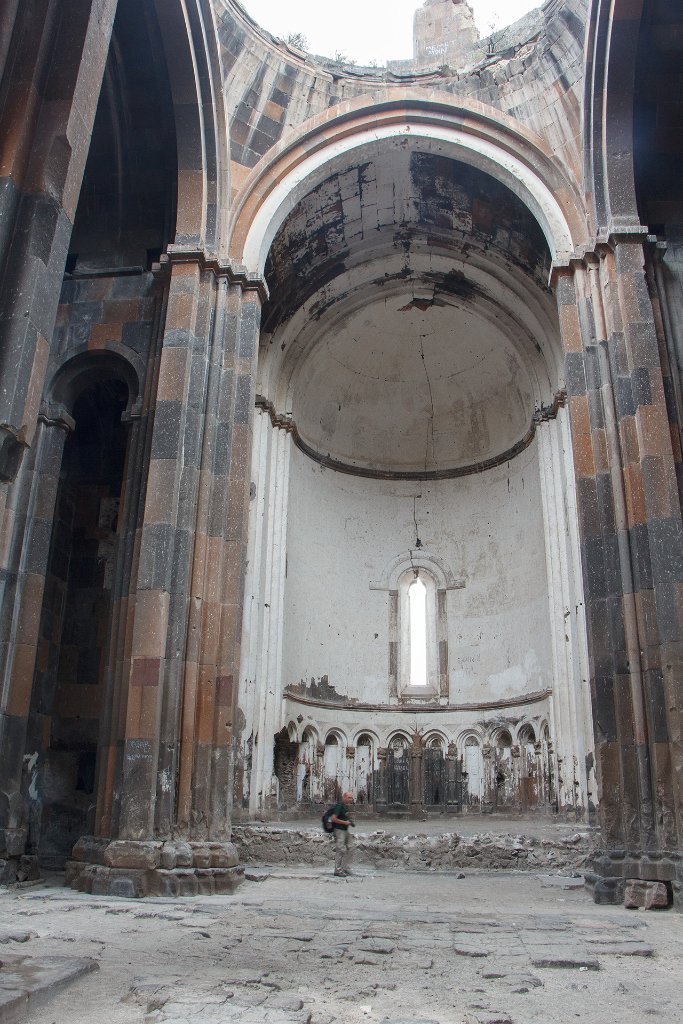 16-Armenian Cathedral.jpg
